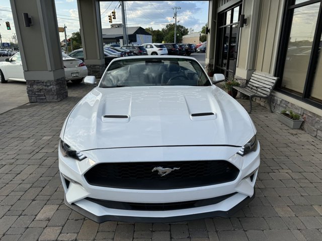 Vehicle image 8 of 36
