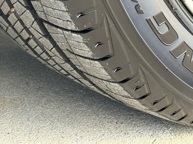 Vehicle image 31 of 36