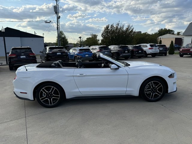 Vehicle image 17 of 36