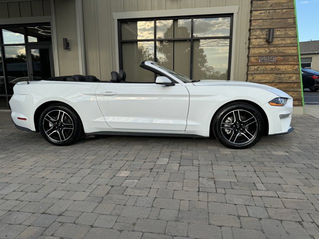 Vehicle image 15 of 36