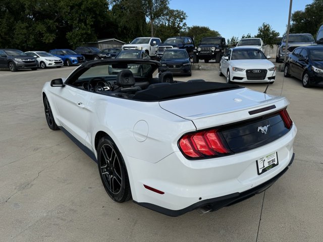 Vehicle image 25 of 36