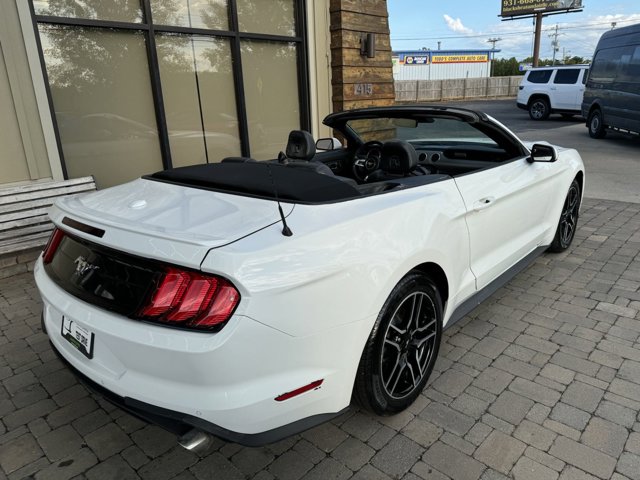 Vehicle image 21 of 36
