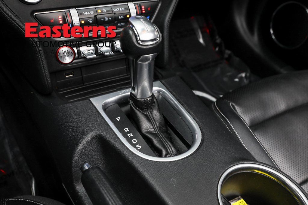 Vehicle image 43 of 60