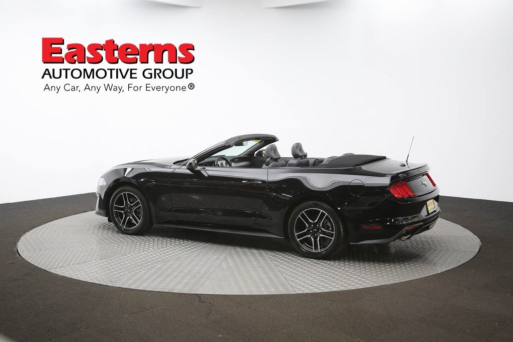 Vehicle image 32 of 60