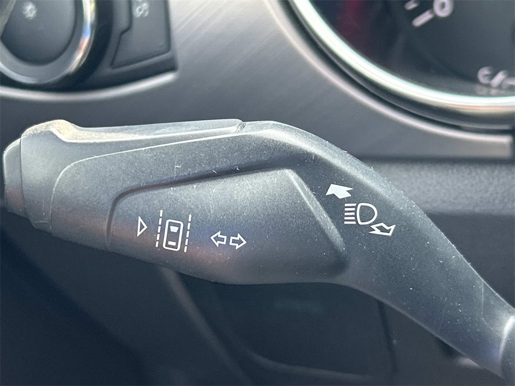 2022 Ford Mustang EcoBoost Premium Image 34 of 35