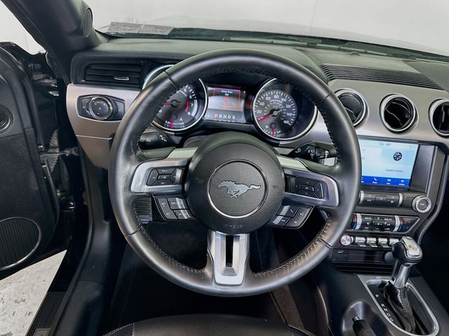 2022 Ford Mustang EcoBoost Premium Image 20 of 31