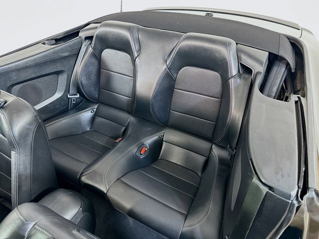 2022 Ford Mustang EcoBoost Premium Image 14 of 31