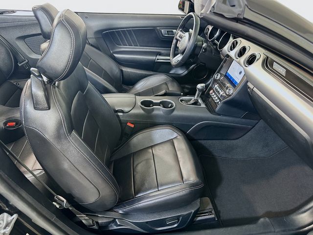 2022 Ford Mustang EcoBoost Premium Image 16 of 31