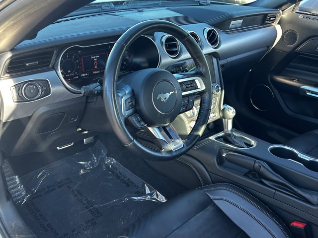 2022 Ford Mustang EcoBoost Premium Image 17 of 30