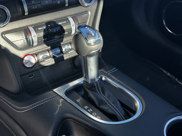 2022 Ford Mustang EcoBoost Premium Image 26 of 30