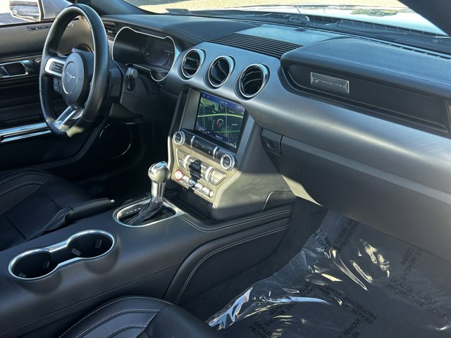 2022 Ford Mustang EcoBoost Premium Image 15 of 30