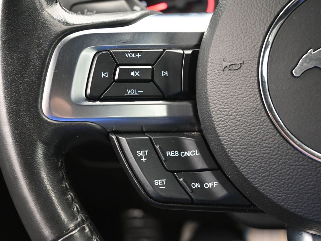 Vehicle image 29 of 50