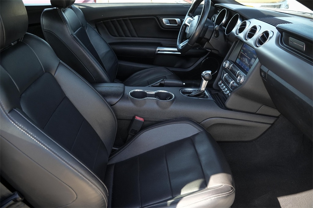 2022 Ford Mustang EcoBoost Premium Image 12 of 30