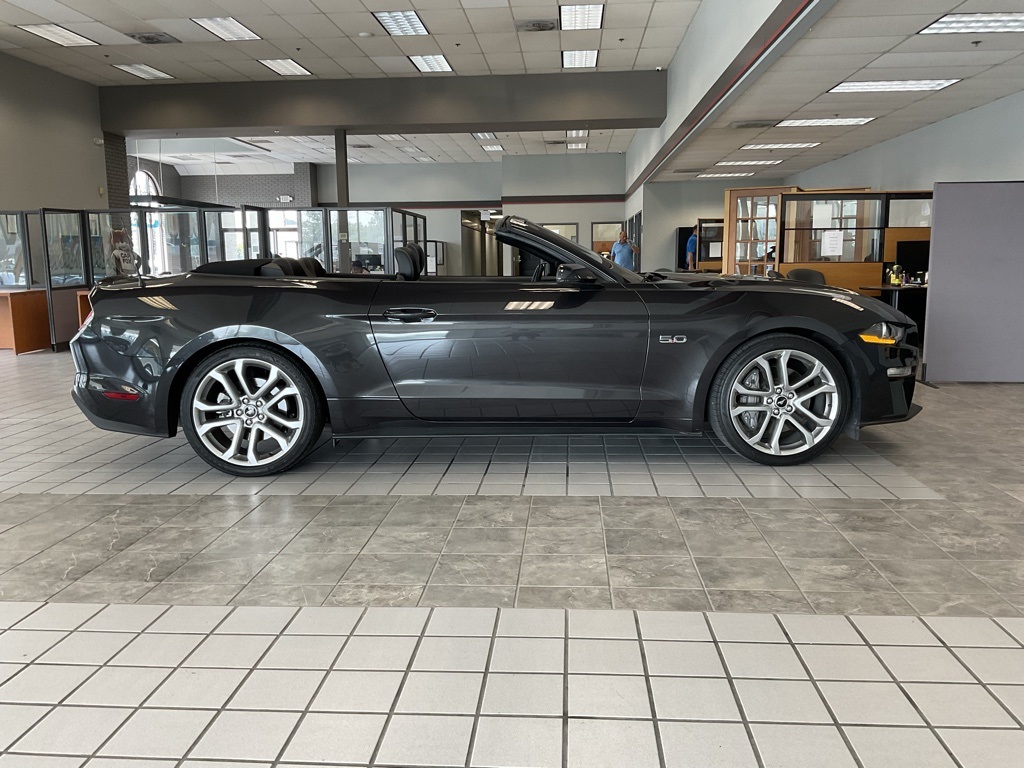 2022 Ford Mustang GT Premium Image 4 of 27