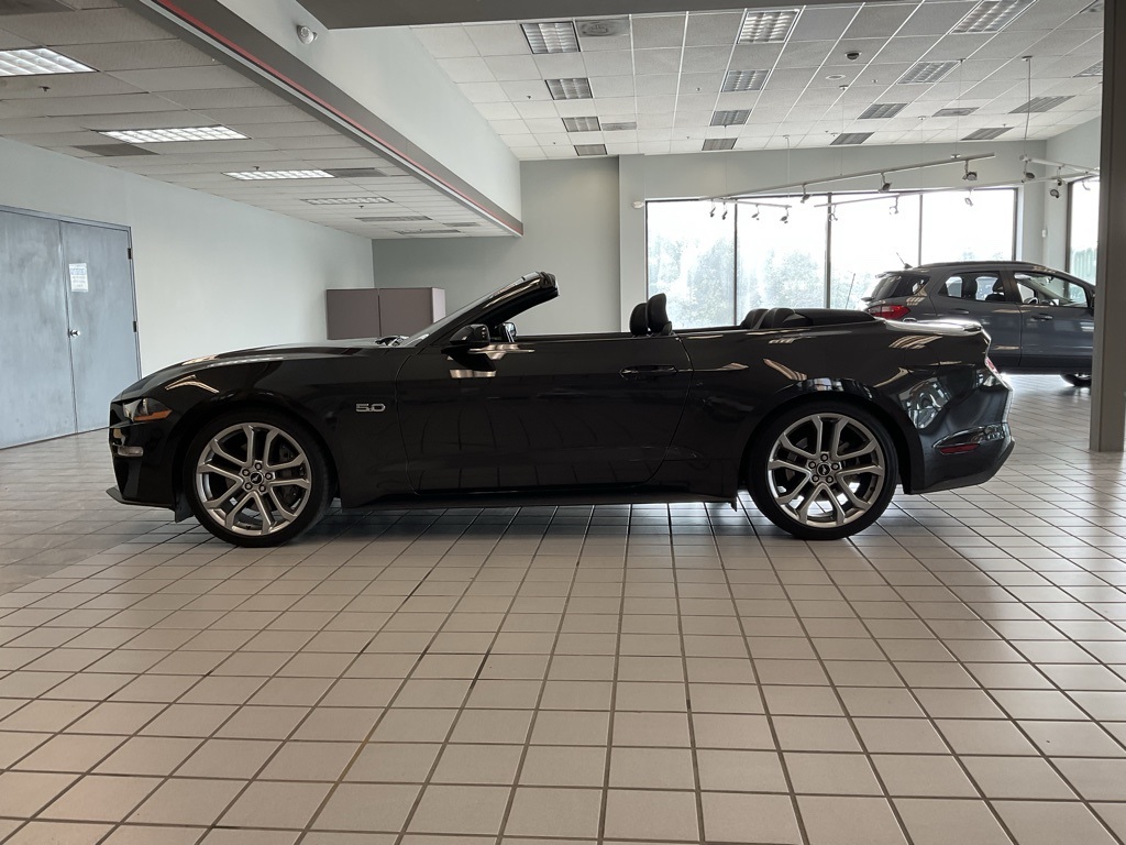 2022 Ford Mustang GT Premium Image 8 of 27