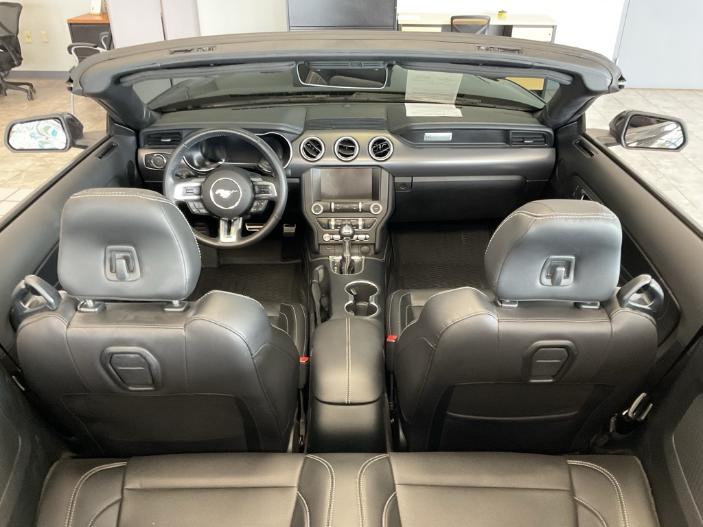 2022 Ford Mustang GT Premium Image 17 of 27