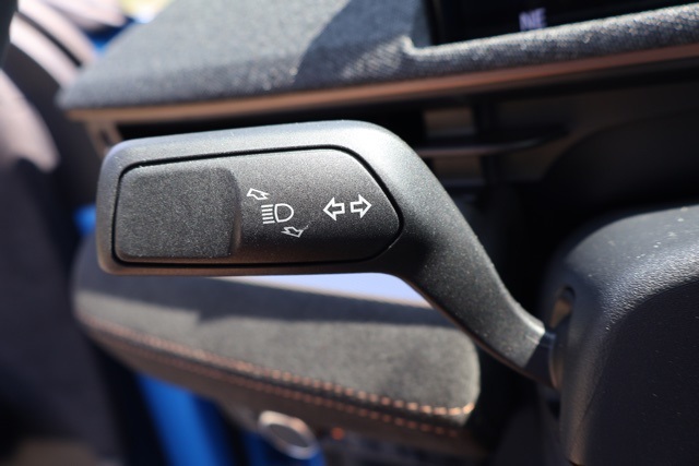 Vehicle image 24 of 29