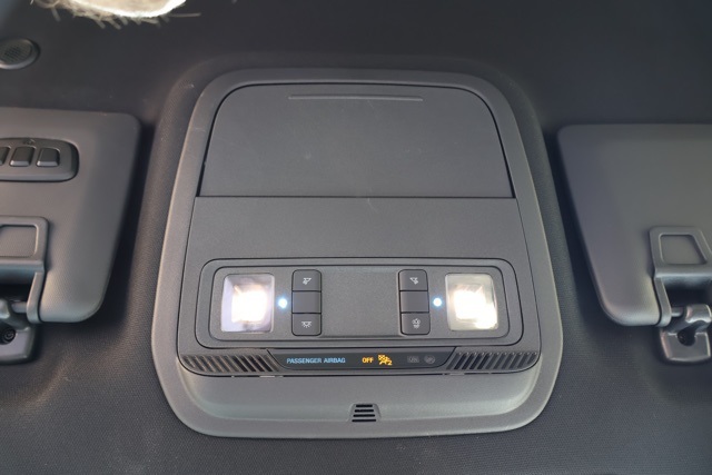 Vehicle image 28 of 29