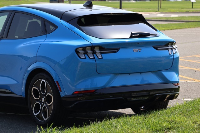 Vehicle image 9 of 29
