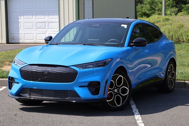 Vehicle image 2 of 29