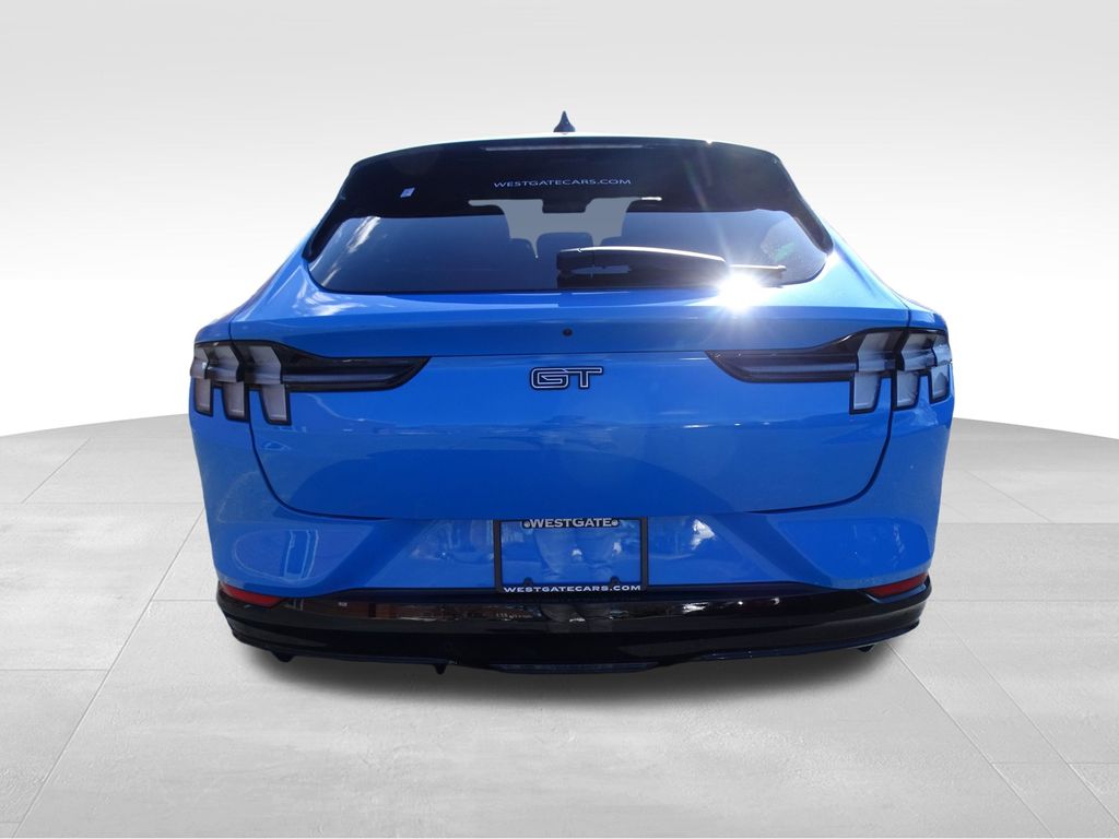 Vehicle image 4 of 36