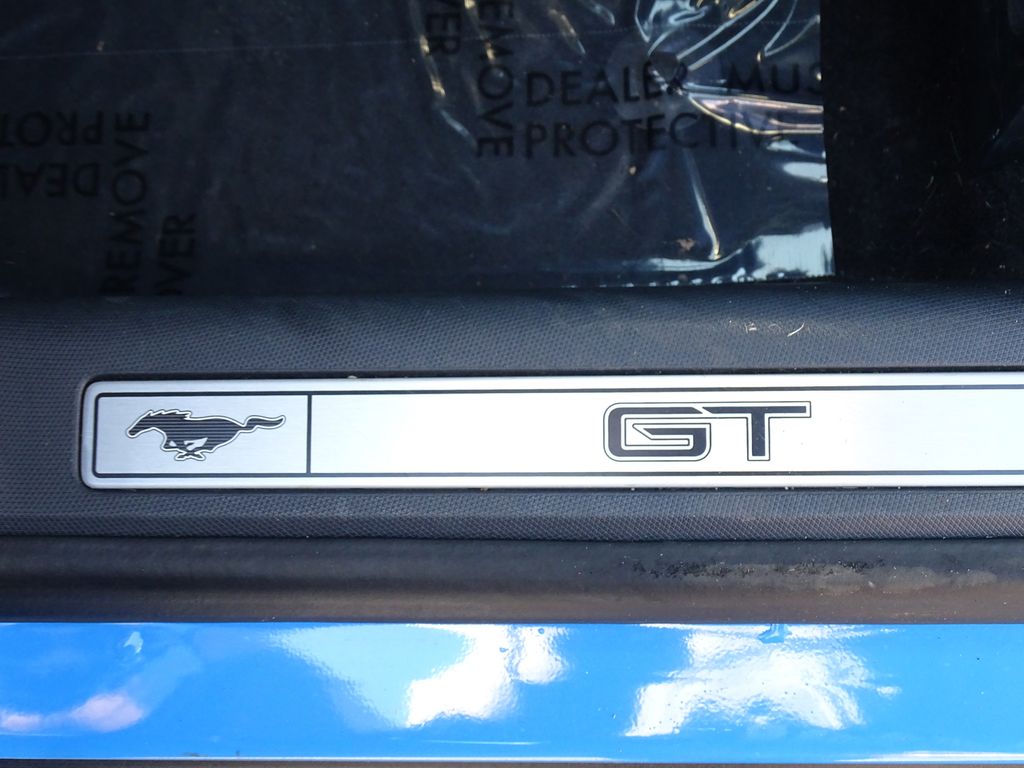 Vehicle image 16 of 36