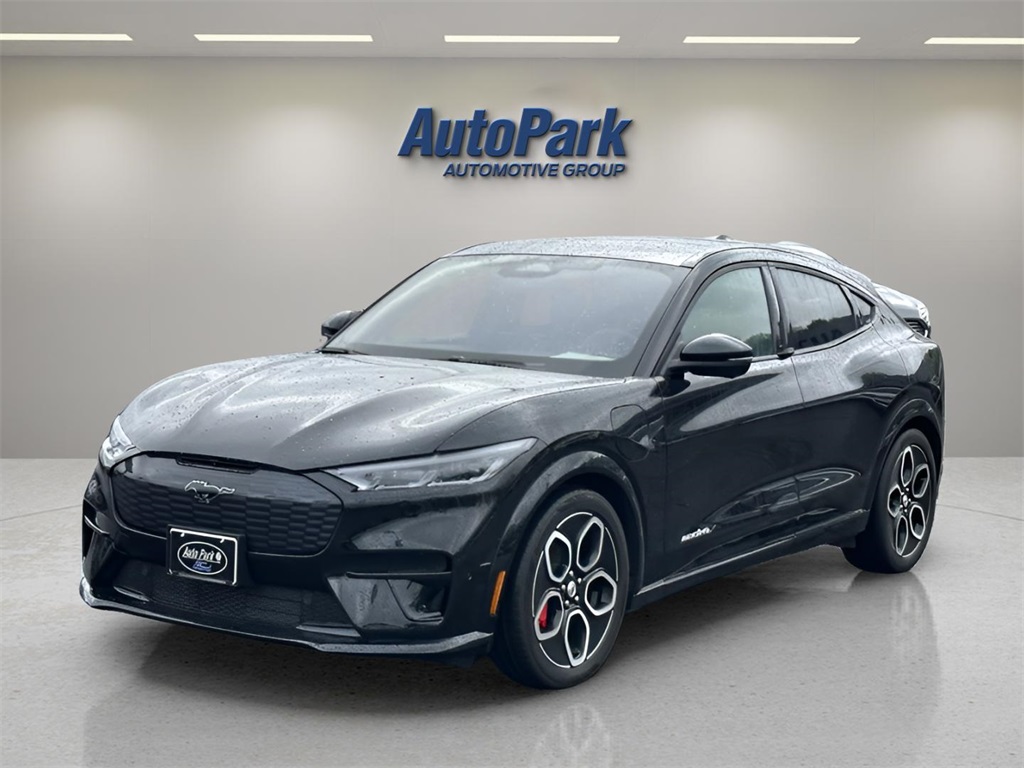 Vehicle image 1 of 34