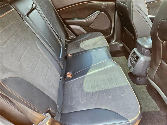 Vehicle image 20 of 25