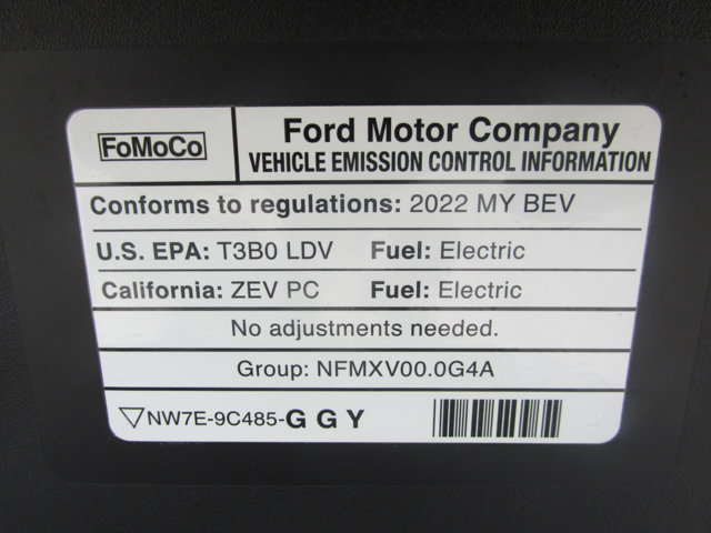 Vehicle image 29 of 43