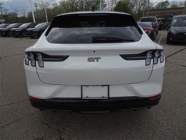Vehicle image 6 of 13