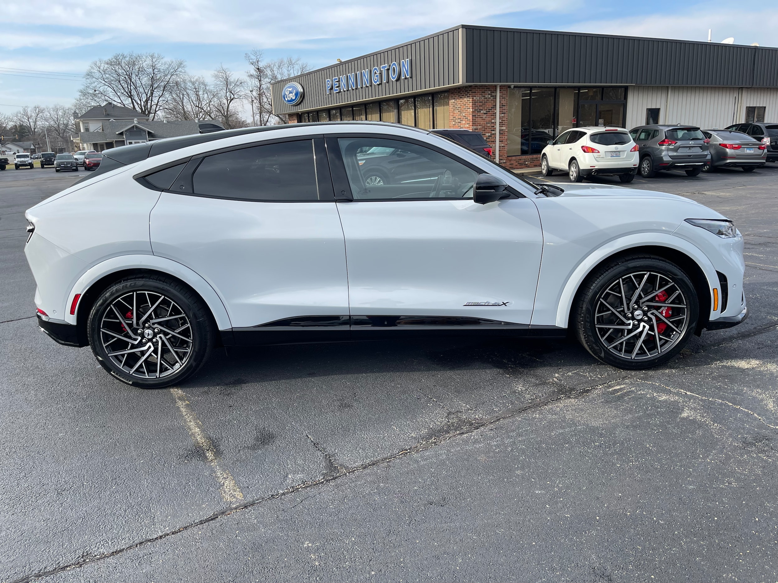 Vehicle image 6 of 36