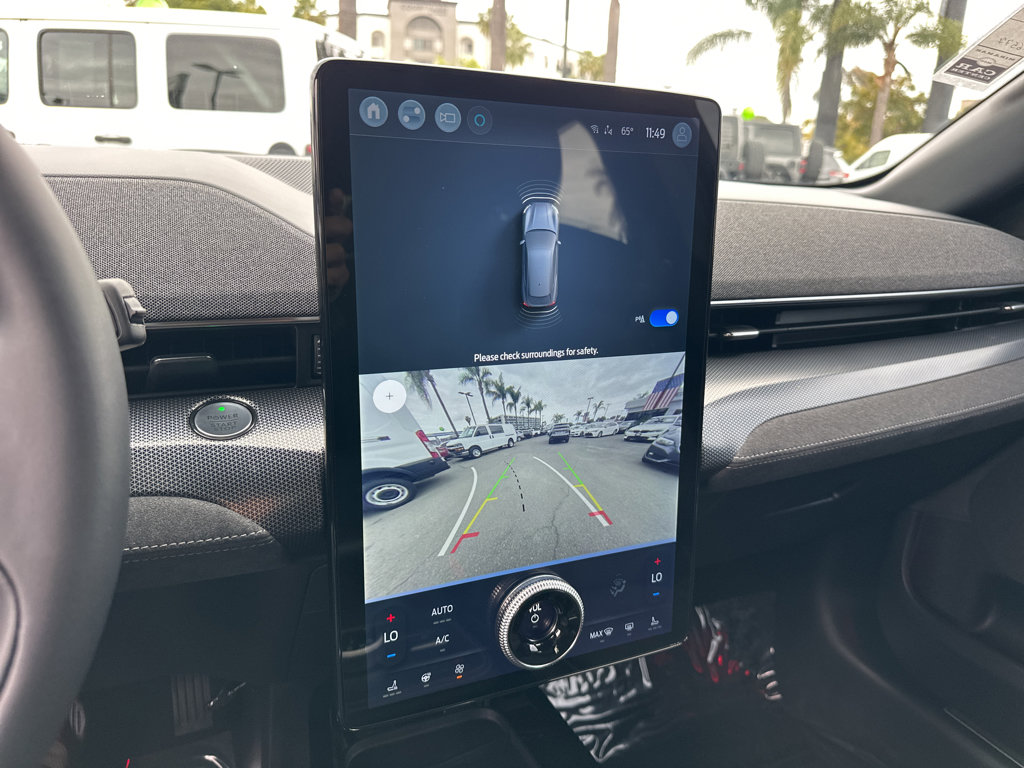 Vehicle image 9 of 46
