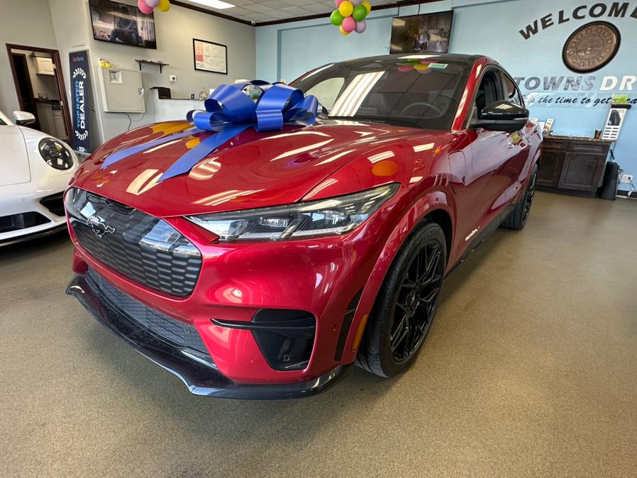 Vehicle image 13 of 65