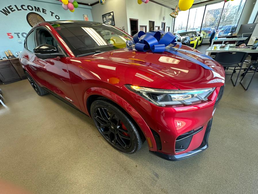 Vehicle image 5 of 65