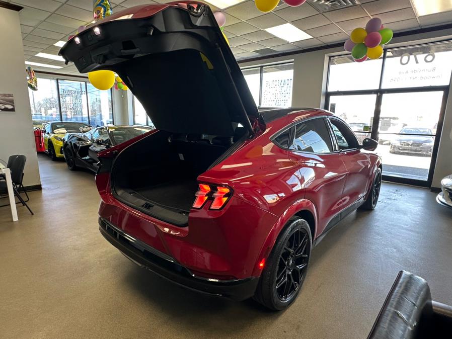 Vehicle image 3 of 65