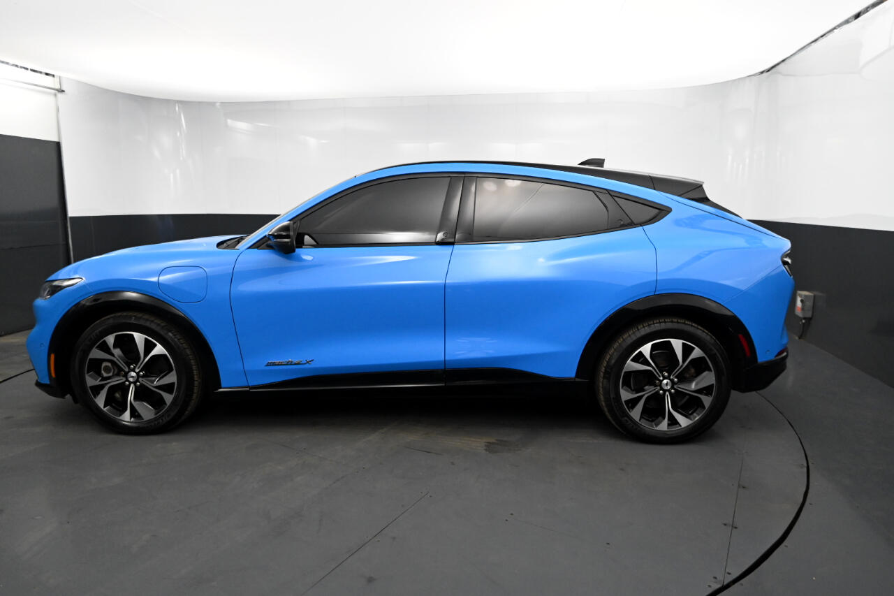 Vehicle image 7 of 48