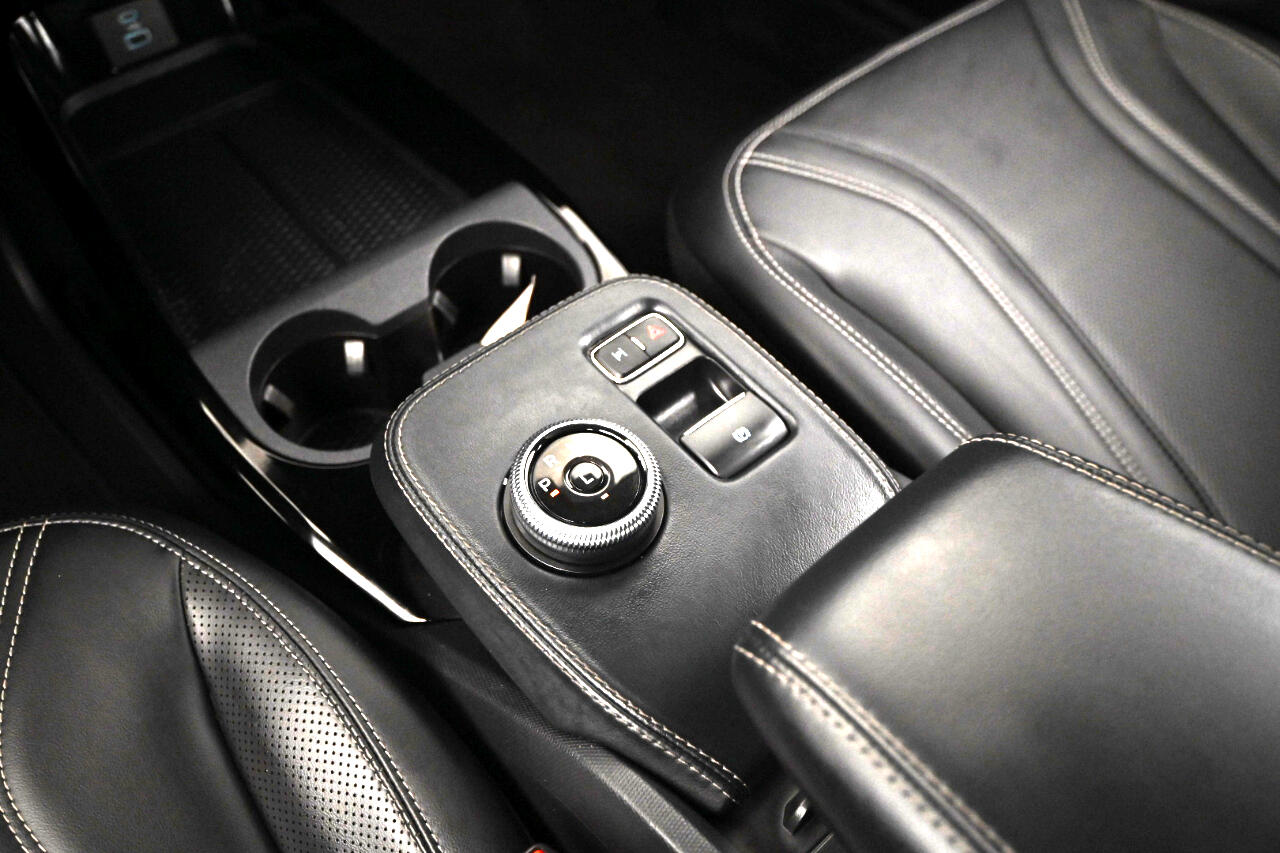 Vehicle image 24 of 48