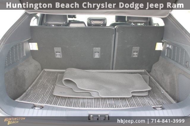 Vehicle image 41 of 43