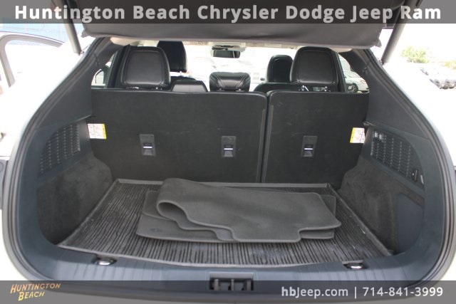 Vehicle image 42 of 43