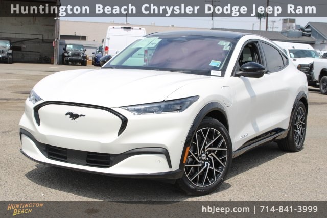 Vehicle image 1 of 43