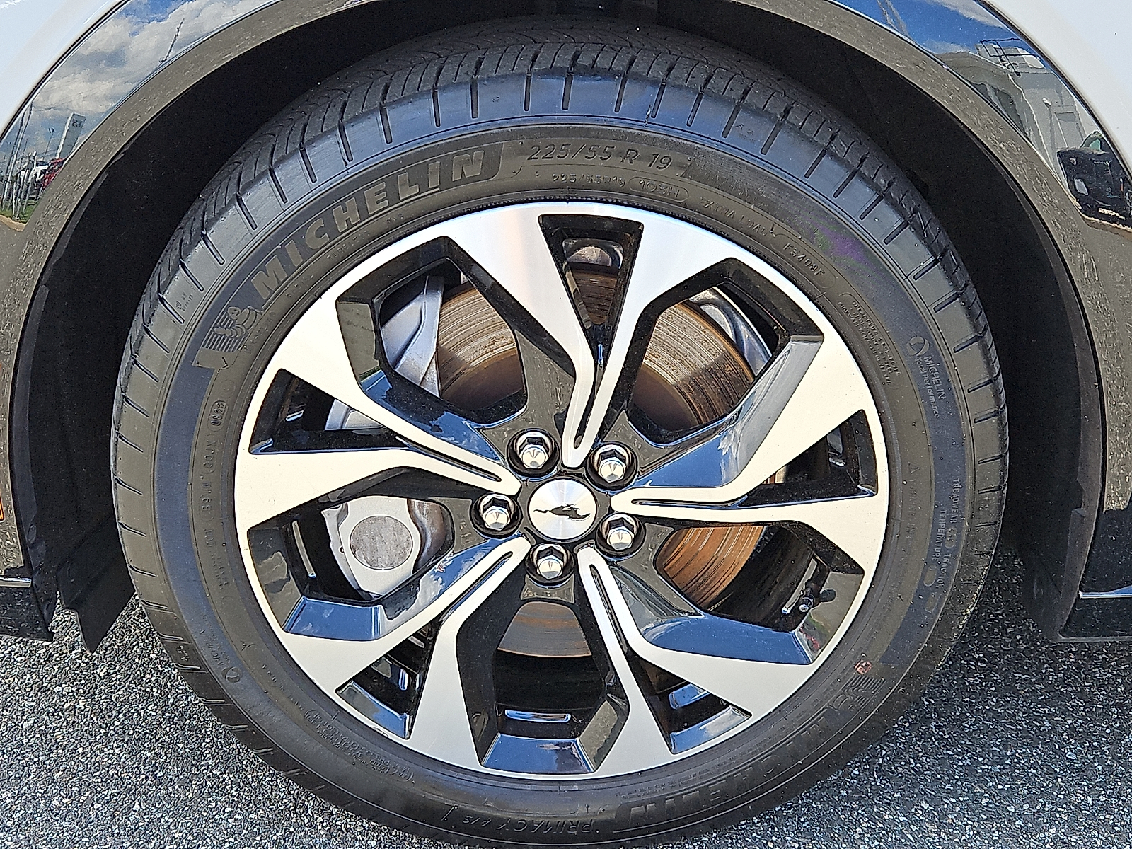 Vehicle image 8 of 31