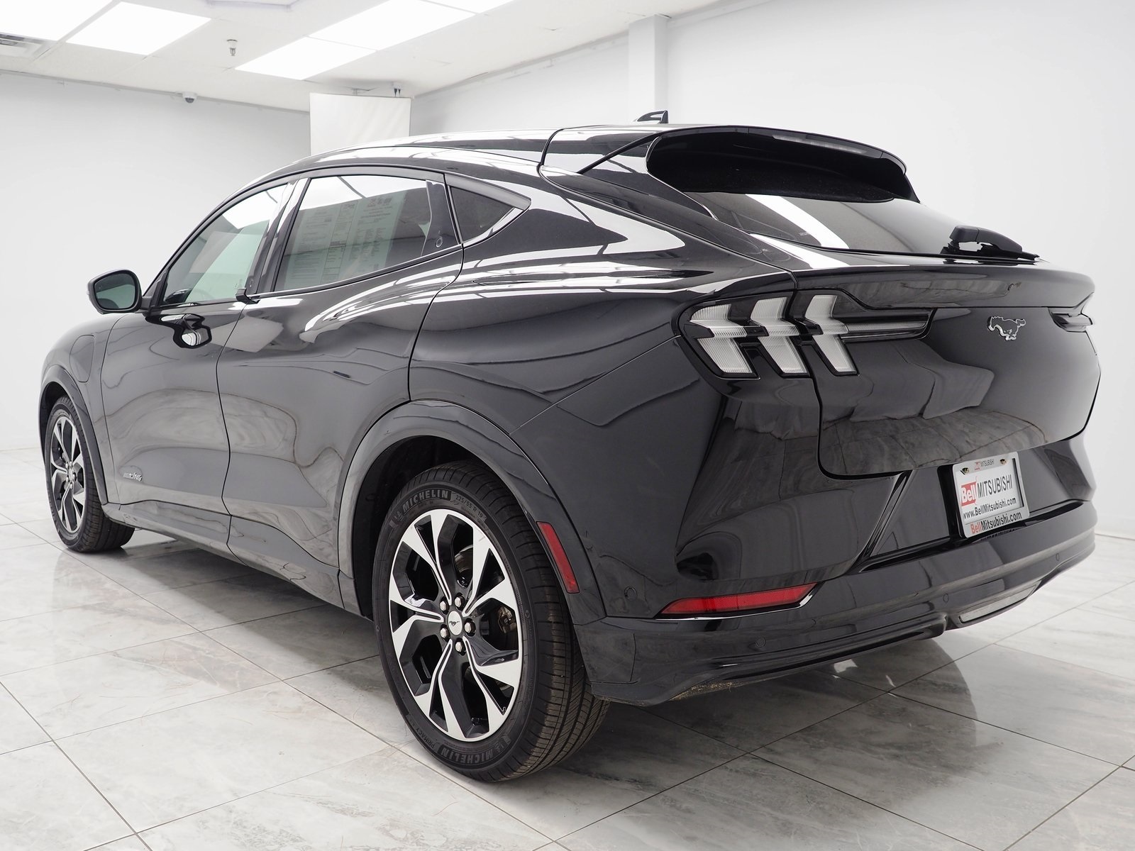 Vehicle image 5 of 40
