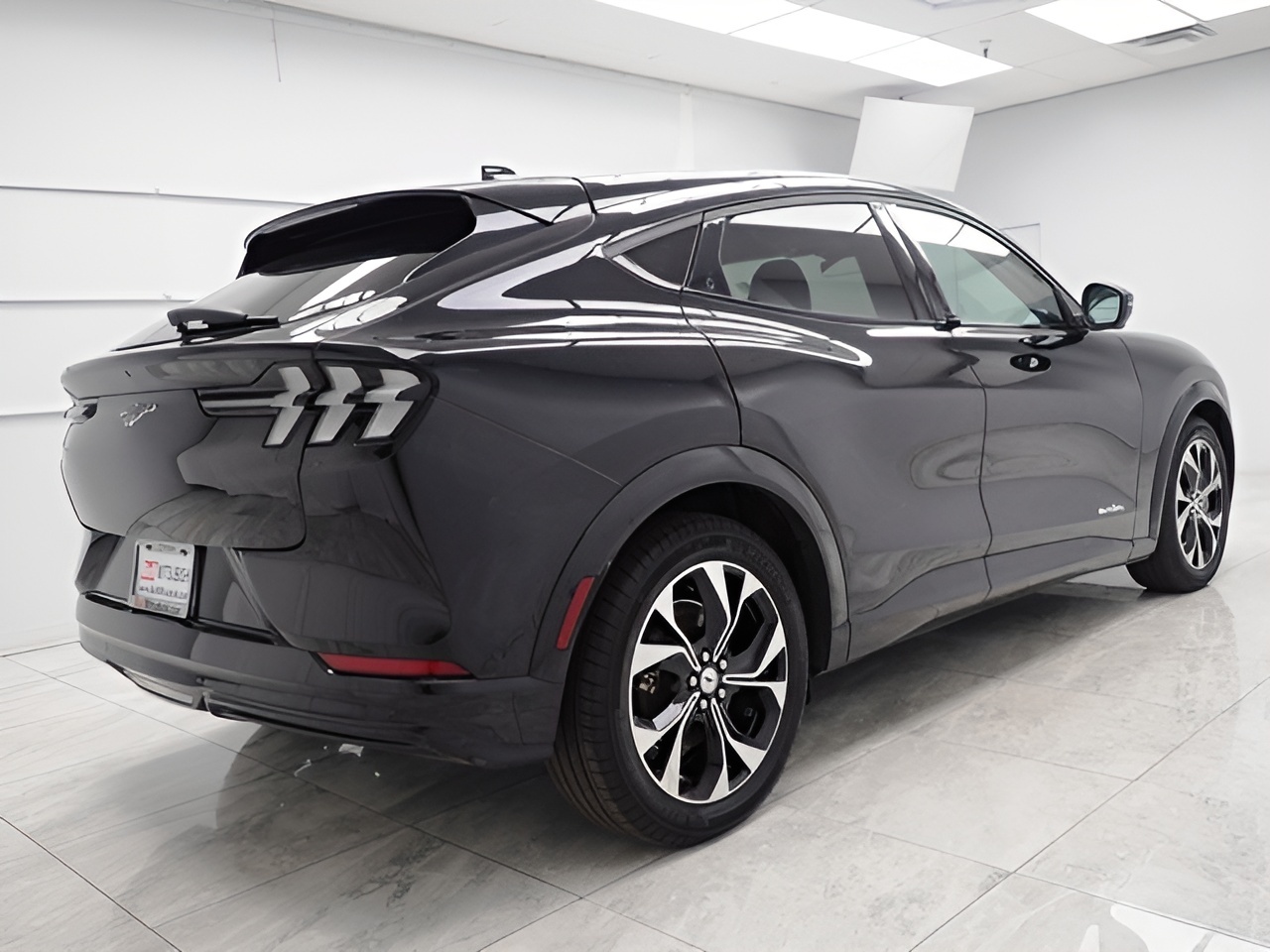 Vehicle image 39 of 40