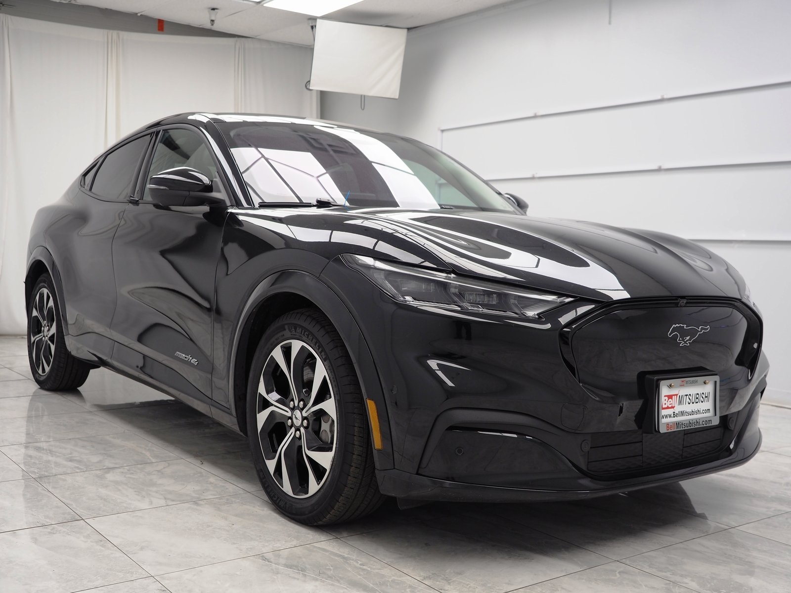 Vehicle image 2 of 40
