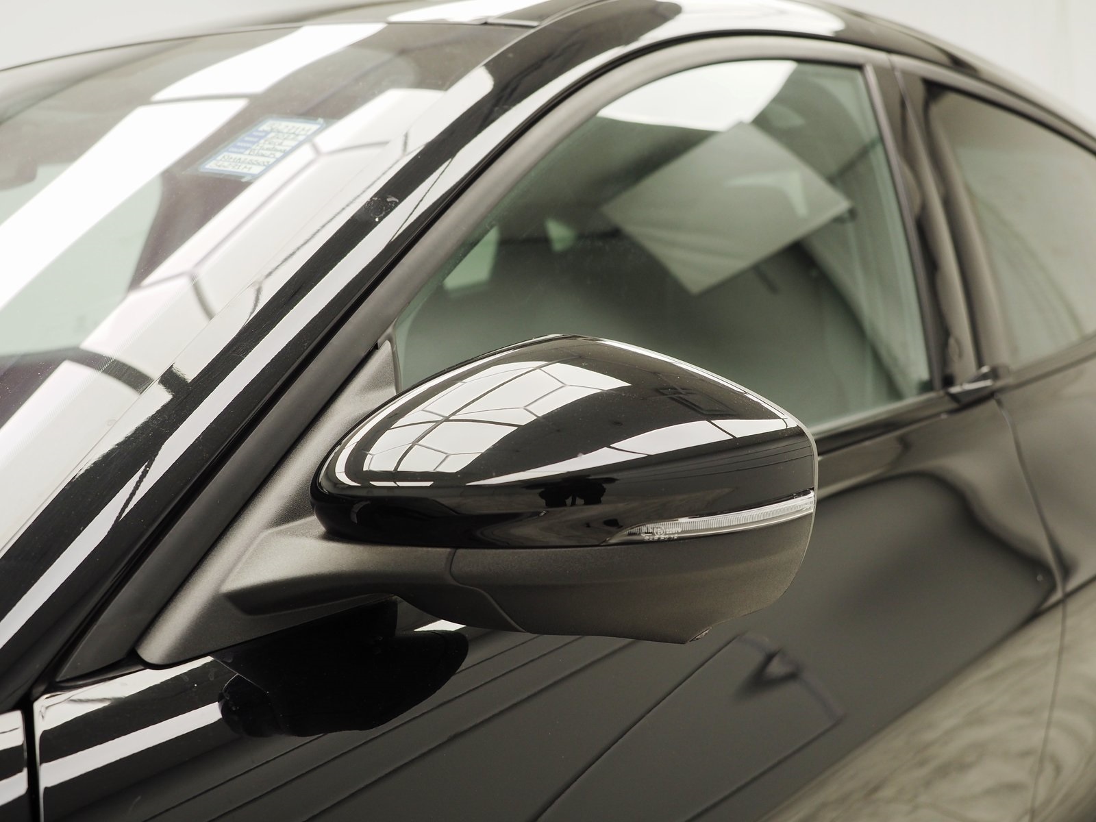 Vehicle image 12 of 40