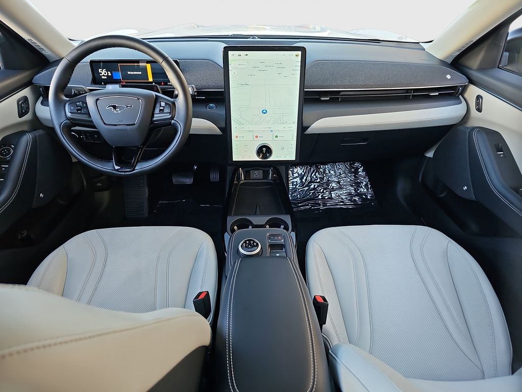 Vehicle image 20 of 25