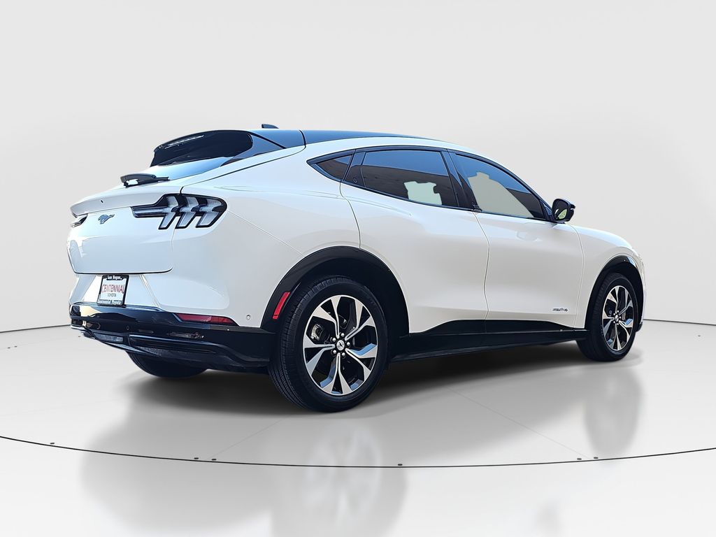 Vehicle image 5 of 25