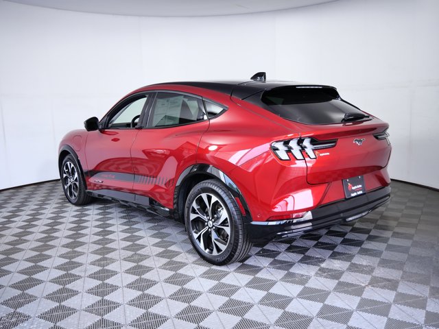 Vehicle image 6 of 28
