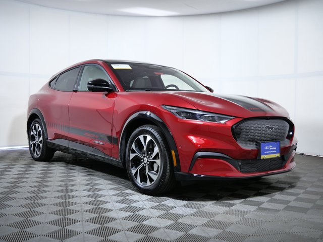 Vehicle image 3 of 28
