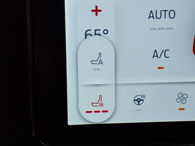 Vehicle image 6 of 31
